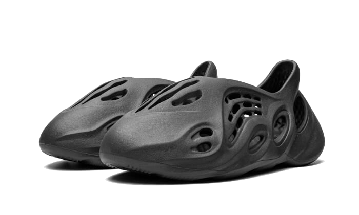 Adidas Yeezy Foam RNNR Onyx Summersnkrs