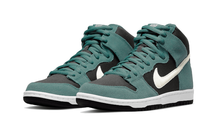 Nike Nike SB Dunk High Green Suede Summersnkrs